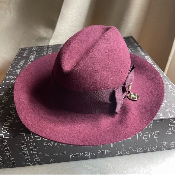 Patrizia Pepe wide brimmed purple felt hat, 100% wool (size small) - Picture 1 of 6
